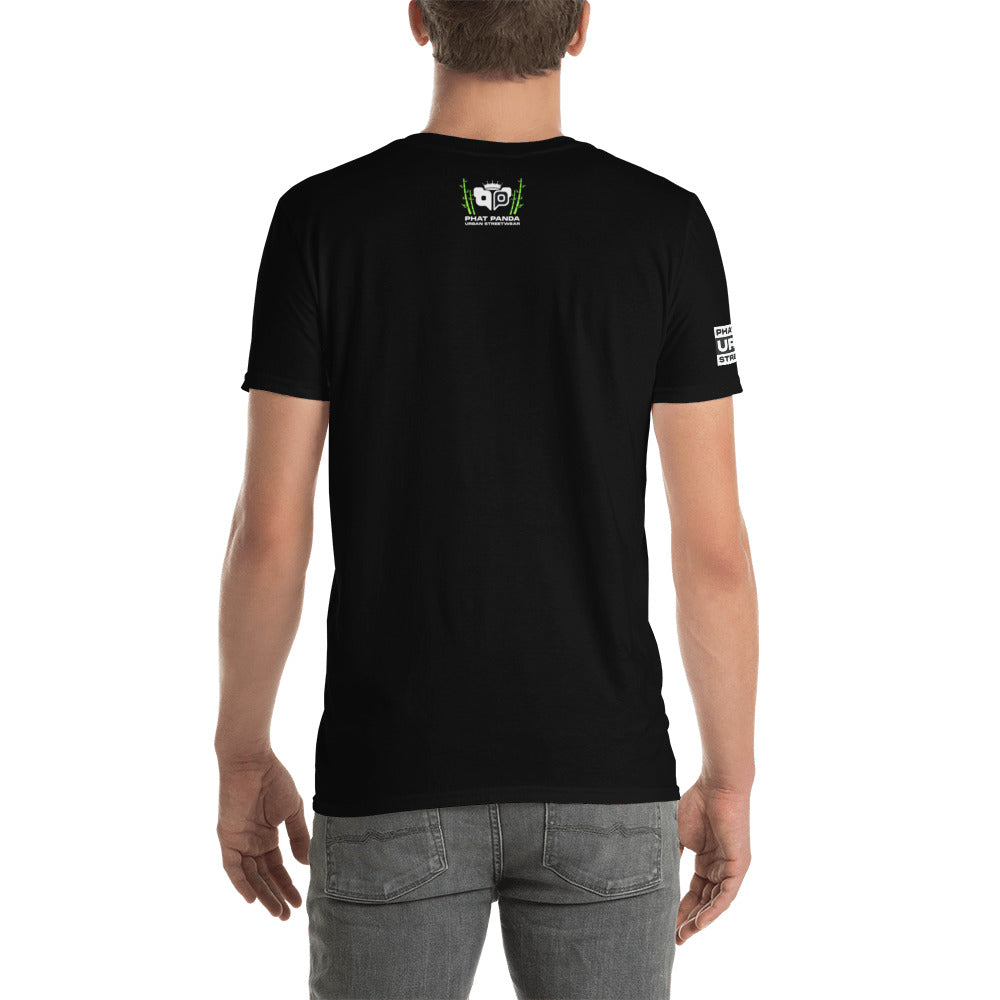 Panda King Light PurplePHAT PANDA URBAN STREETWEARYou've now found the staple t-shirt of your wardrobe. It's made of 100% ring-spun cotton and is soft and comfy. The double stitching on the neckline and sleeves add