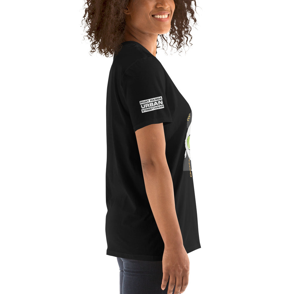 Panda King Light GreenPHAT PANDA URBAN STREETWEARYou've now found the staple t-shirt of your wardrobe. It's made of 100% ring-spun cotton and is soft and comfy. The double stitching on the neckline and sleeves add