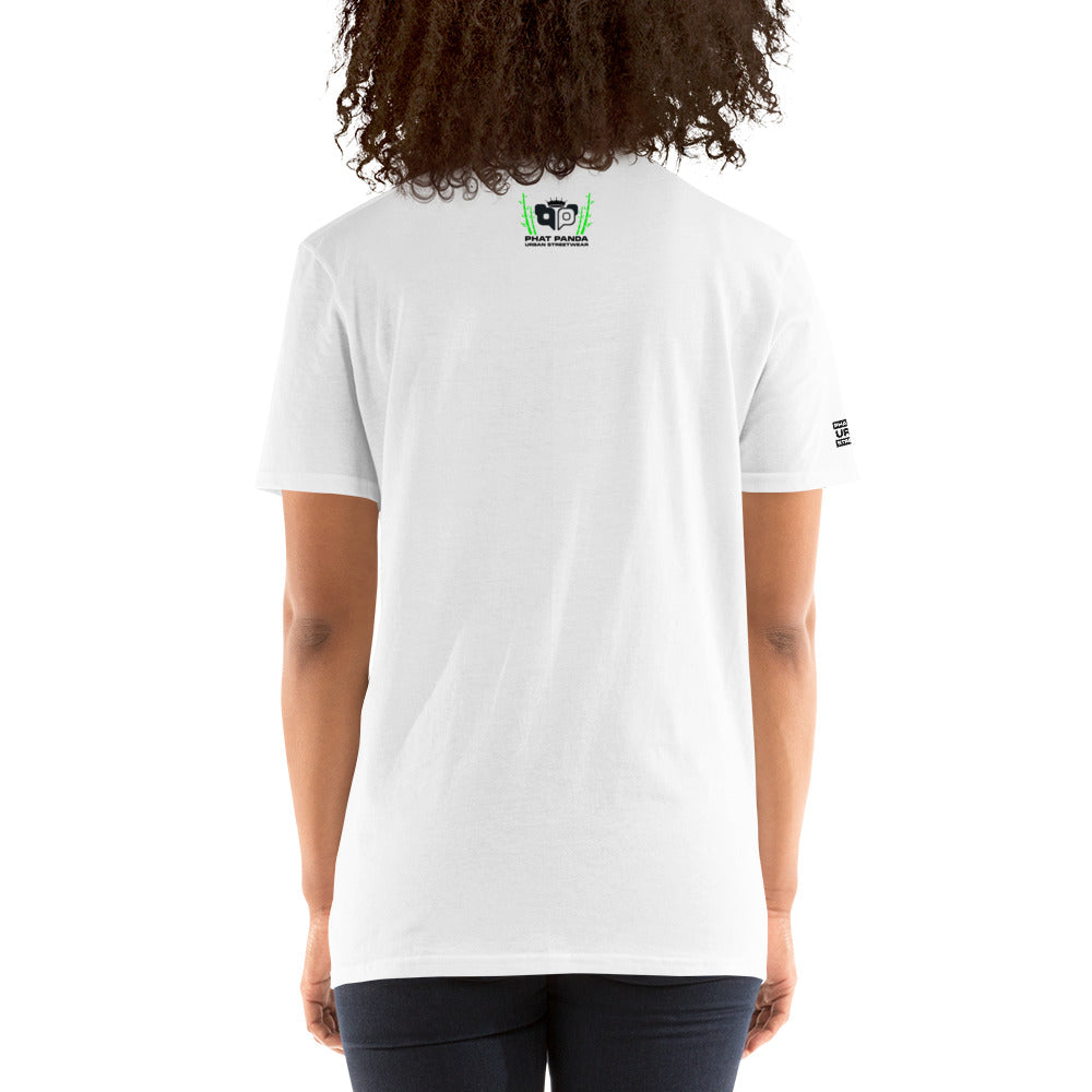 Panda King YellowPHAT PANDA URBAN STREETWEARYou've now found the staple t-shirt of your wardrobe. It's made of 100% ring-spun cotton and is soft and comfy. The double stitching on the neckline and sleeves add
