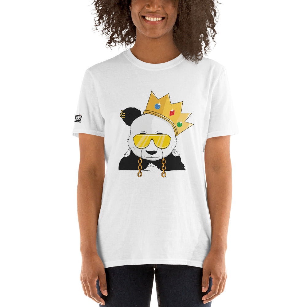 Panda King YellowPHAT PANDA URBAN STREETWEARYou've now found the staple t-shirt of your wardrobe. It's made of 100% ring-spun cotton and is soft and comfy. The double stitching on the neckline and sleeves add