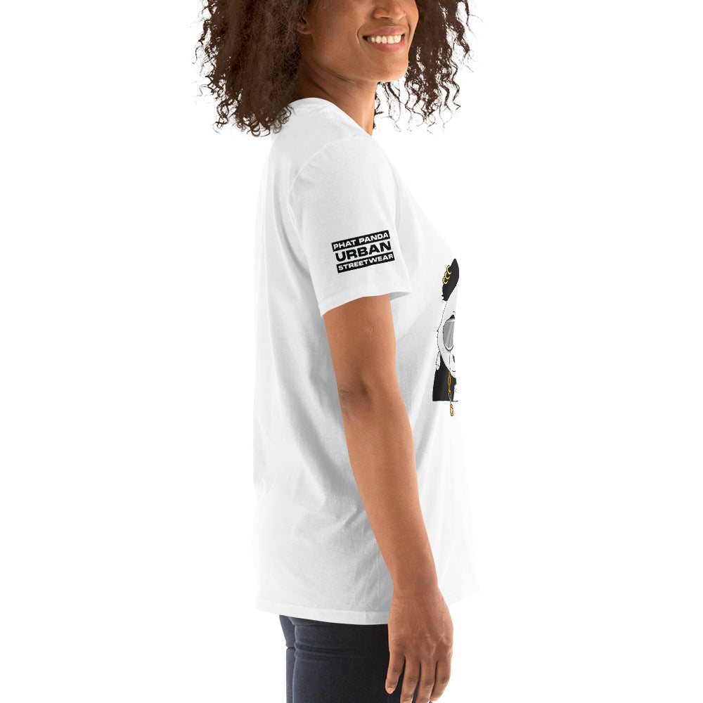 Panda King GreyPHAT PANDA URBAN STREETWEARYou've now found the staple t-shirt of your wardrobe. It's made of 100% ring-spun cotton and is soft and comfy. The double stitching on the neckline and sleeves add